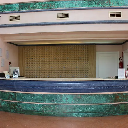 Tramonti Aparthotel 3*