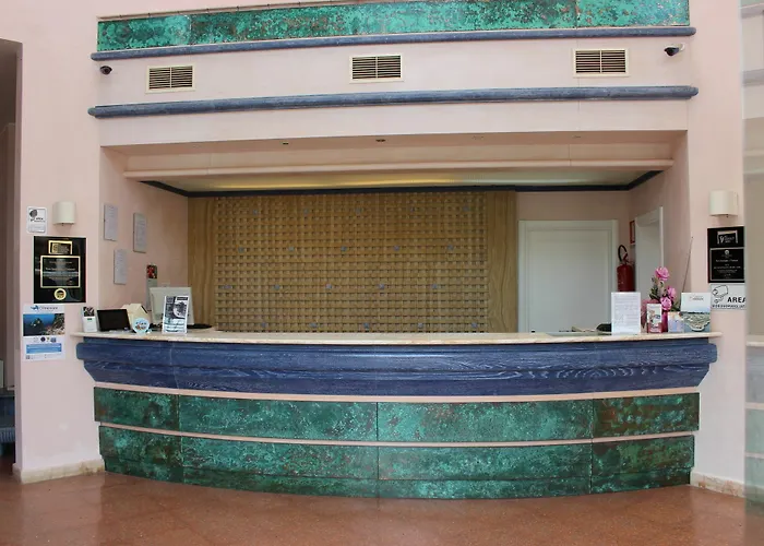 Tramonti מלון דירות 3*